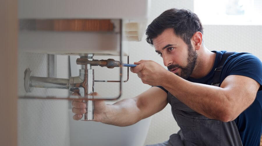 Local water heater installation in Roachdale, IN